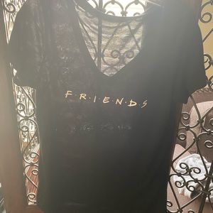 FRIENDS T SHIRT